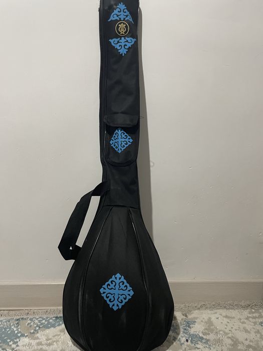 Домбыра чехолымен 2апта усталган