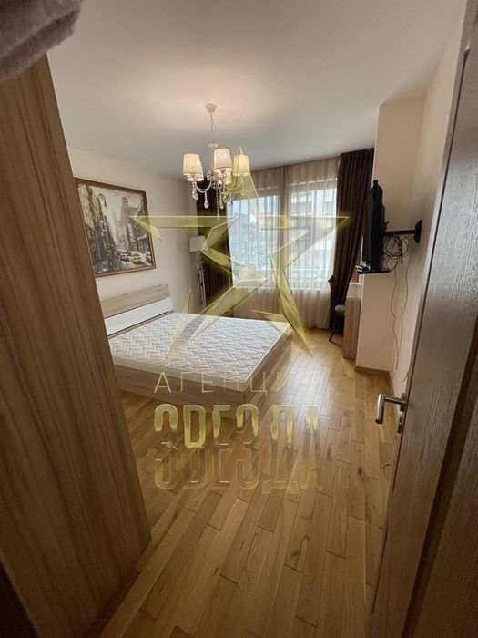 Дава се под наем Тристаен апартамент в Пловдив, Кършияка - 87 кв.м за 550 € - Снимка #3