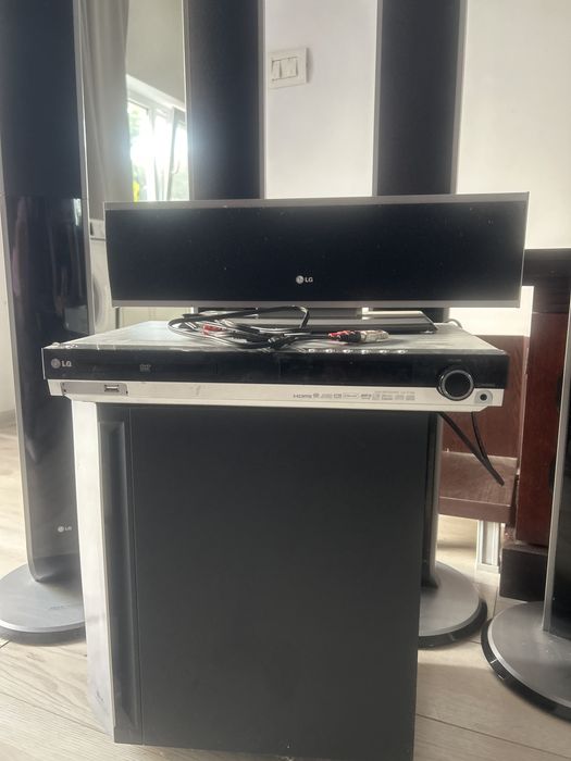 Sistem Home Cinema LG LH-T760IA 5.1 complet