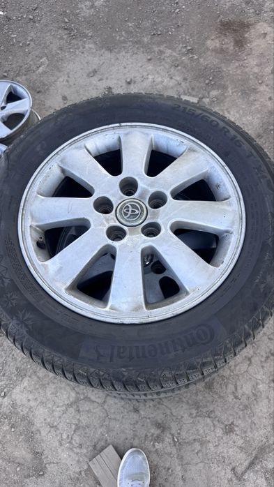 Диски  Тойота  оргинал  р16