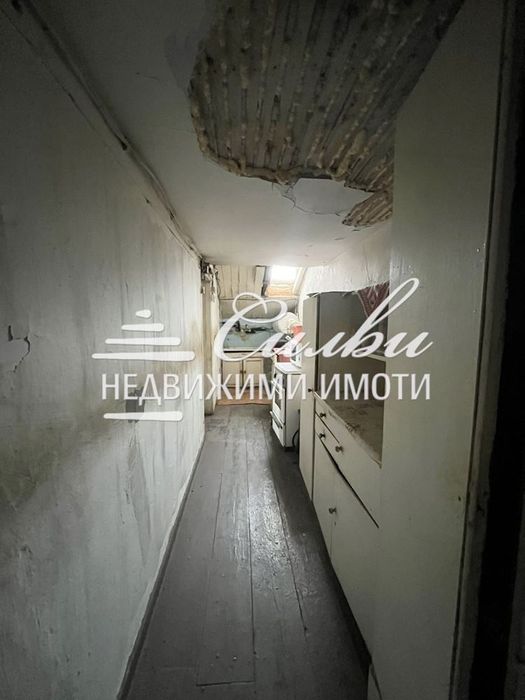 Продава се Двустаен апартамент в Шумен, Математическа гимназия - 85 кв.м за 450 €/кв.м - Снимка #3