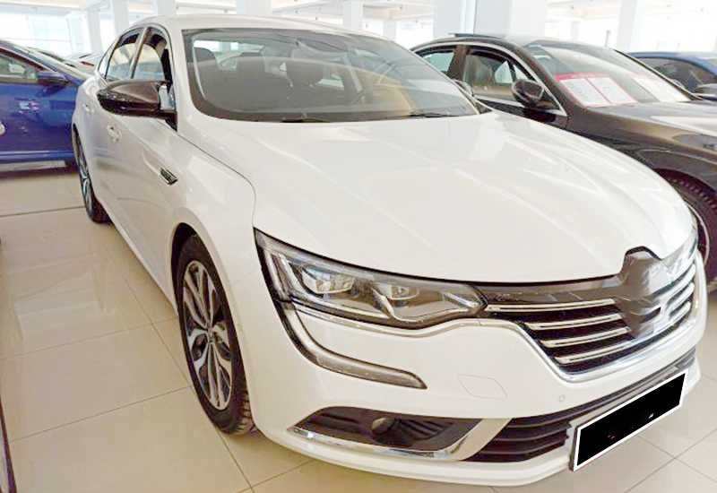 Capace Oglinzi Model Batman Renault Talisman