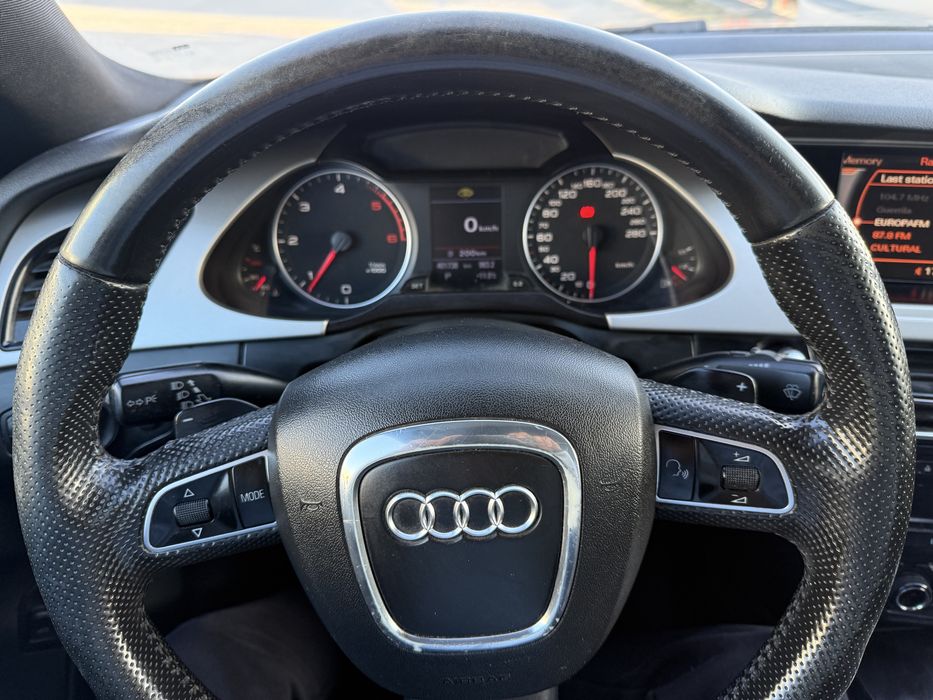 Vand Audi A4 2.0 TDI 2009