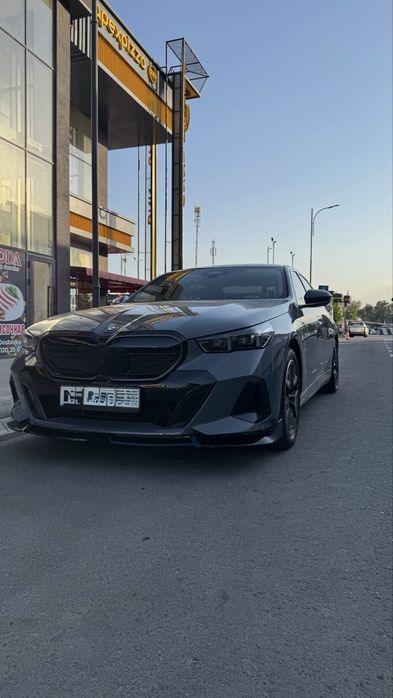 BMW i5 L35 dop srochny