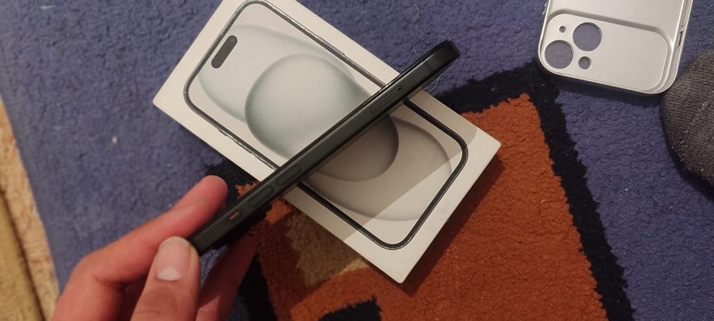 Продам Айфон 15 128гига оканчательно 200