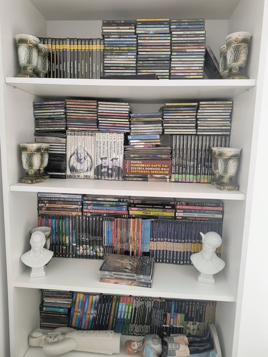Colecție privată cd- uri și DVD-uri