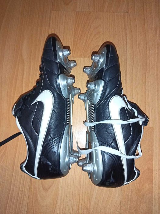 Ghete de fotbal Nike Tiempo filet