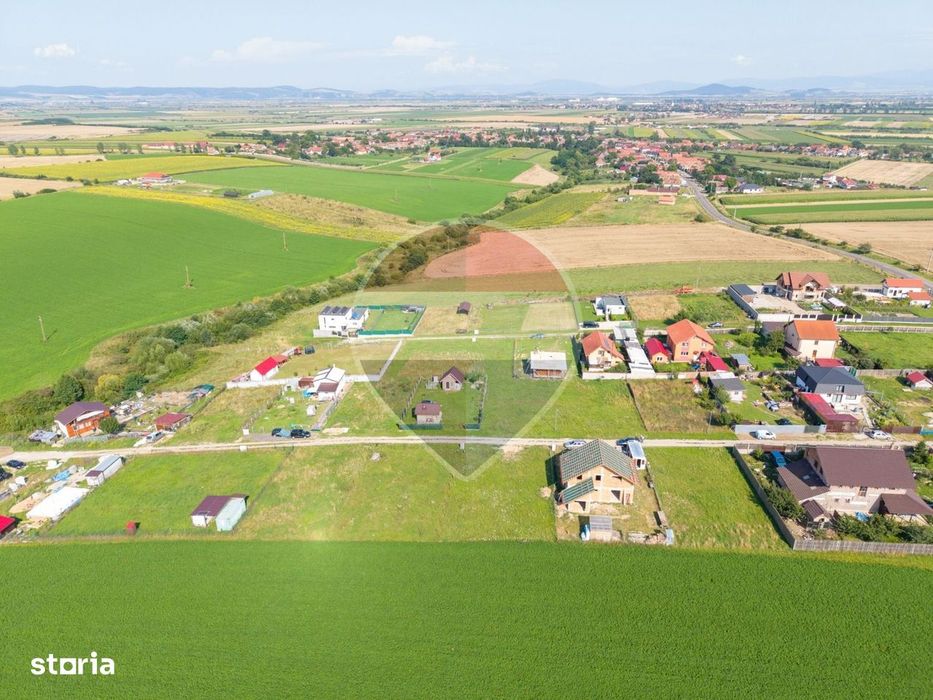 Teren intravilan de vanzare 1.100 mp