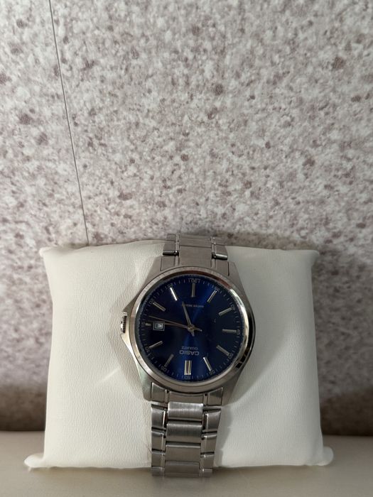 Продам часы casio