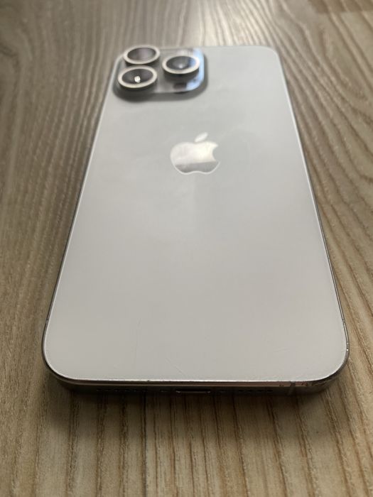 iPhone 15 PRO MAX , 256 GB , 94 % Bateria