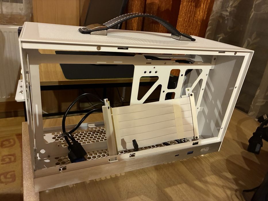 Carcasa PC SFF ITX Shiny Snake S400 V2 / Kxrors S400 / Minineo S400