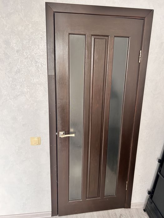 Продам двери межкомнатные