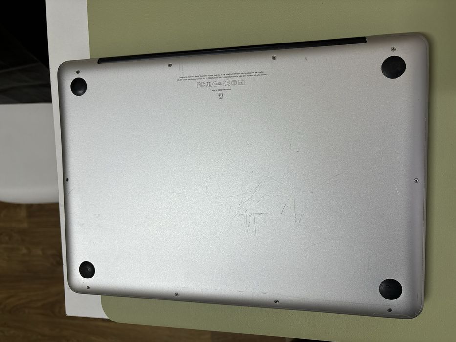 Macbook Pro 13,3 2012 (рабочий)
