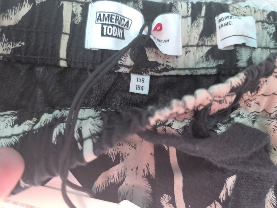 Къси панталони за момчета.