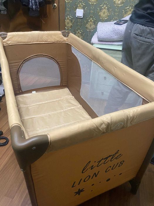 Манеж Кровать для детей Срочно