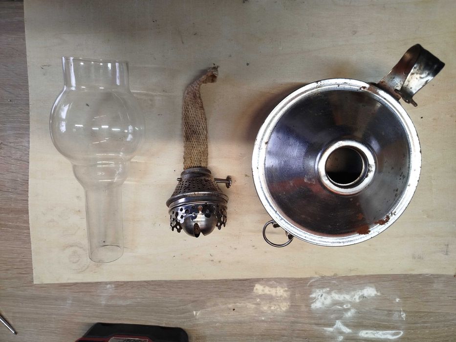 Lampa cu gaz si fitil