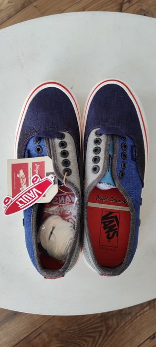 Vand incaltaminte VANS noi