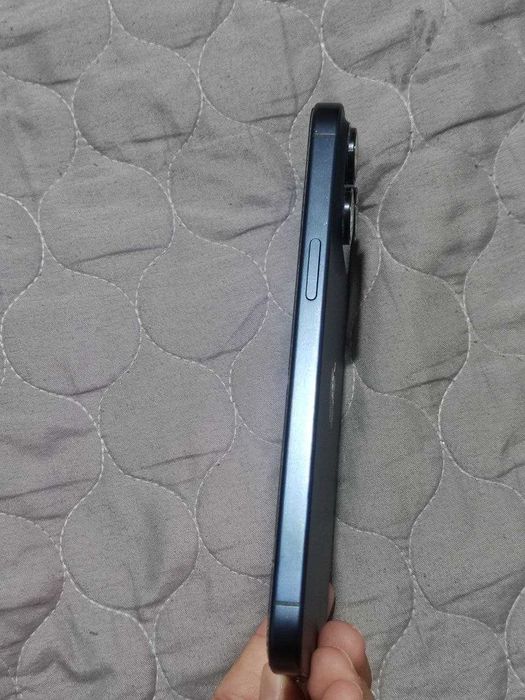 Iphone 15 Pro Max srochno ideal holat