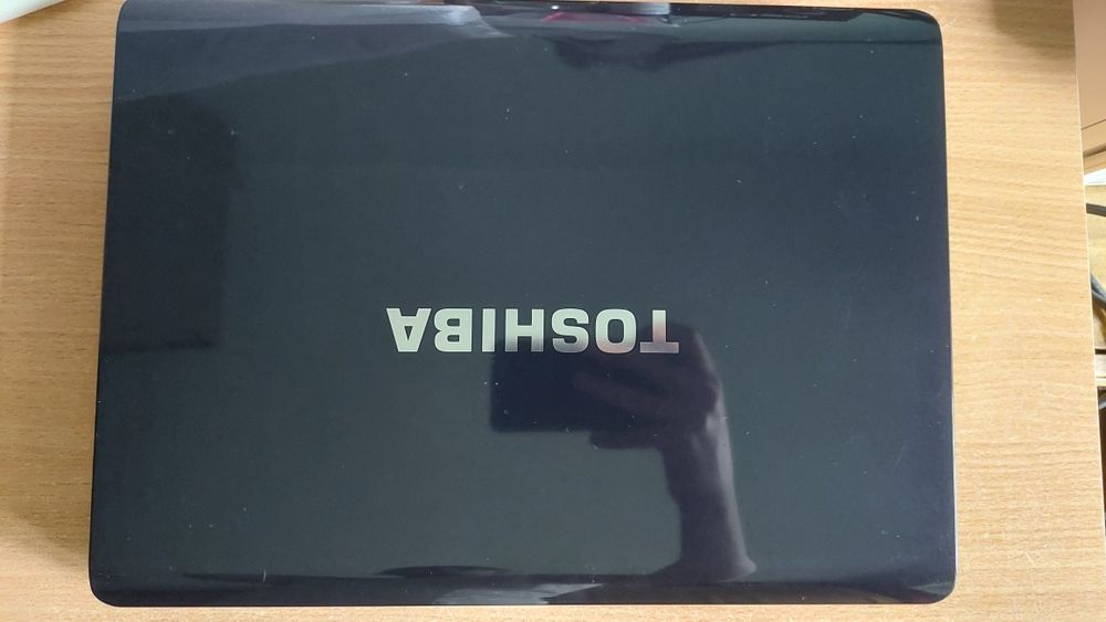 Продам ноутбук Toshiba