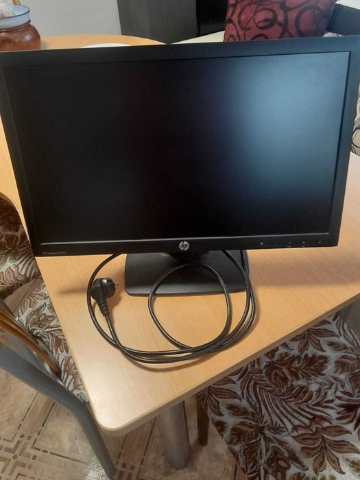 Компютърен монитор  hp