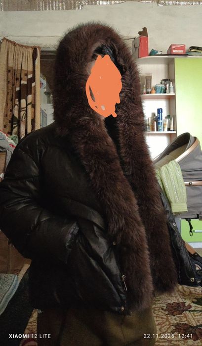 Продам Пуховик зима