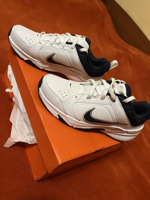 Нови маратонки Найк 44 номер