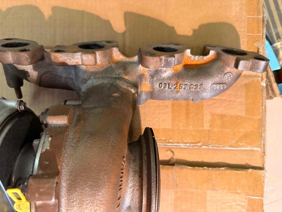 De vânzare Turbină BMW F10 2260 + Actuator Vacumatic + Galerie BKD