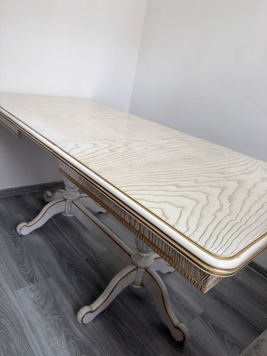 Stol stul 6kishilik sotiladi yangi