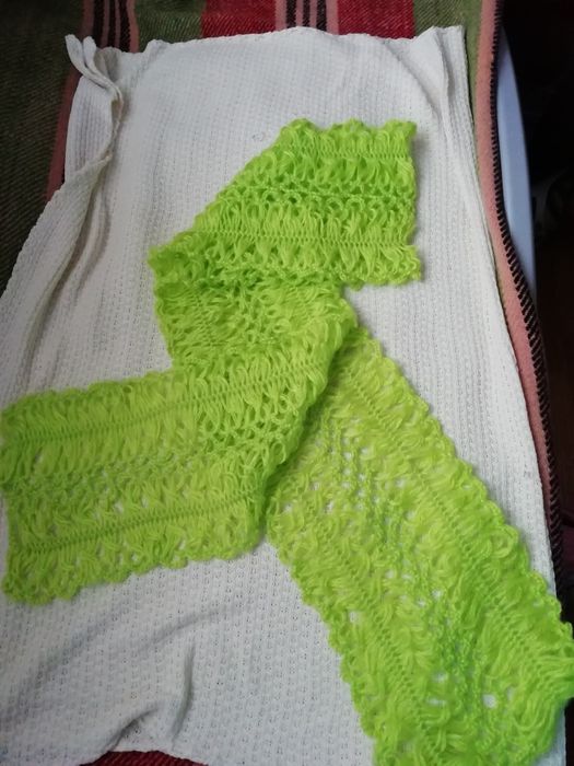 Шал детски ръчно плетеми