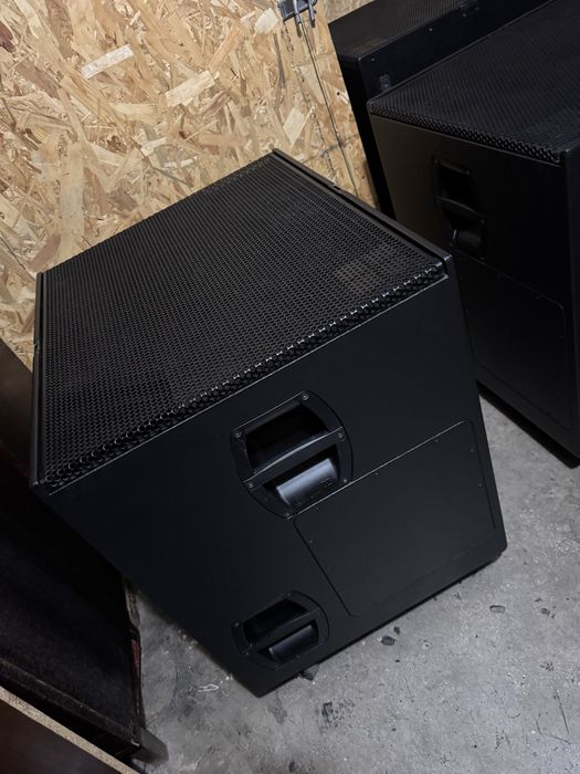 V-GSUB D&B Audiotechnik  + huse capace,  protectie