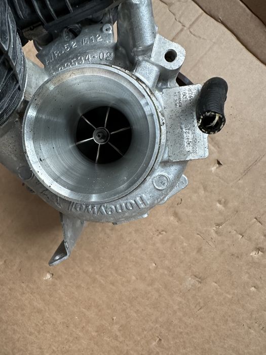 Turbo turbina  compresor BMW g20 g30  G32 G11 G12 G05 G06 G07