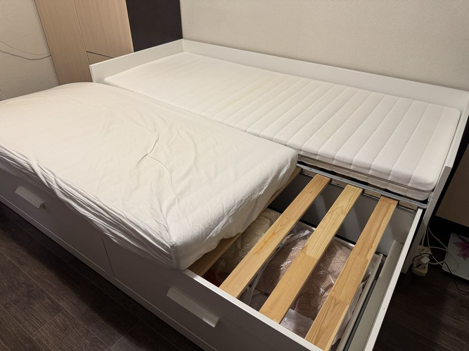 Продам кровать IKEA бримнэс