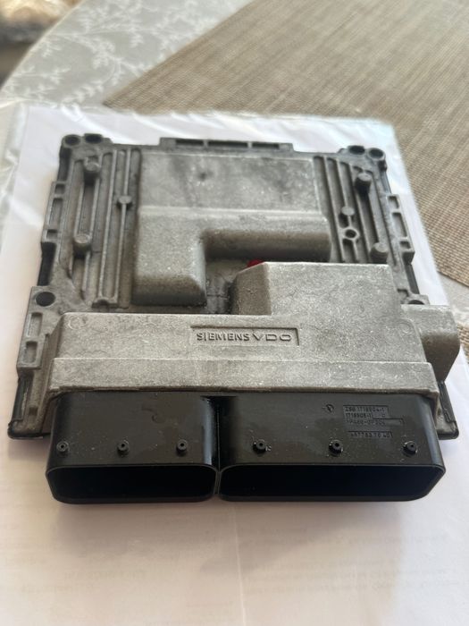 Компютър Mercedes W204 c180 compressor