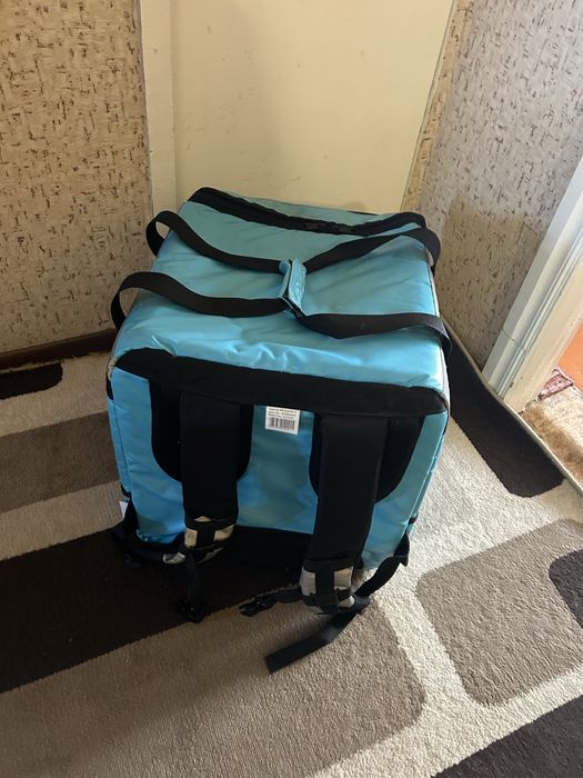Продам термо сумку Wolt