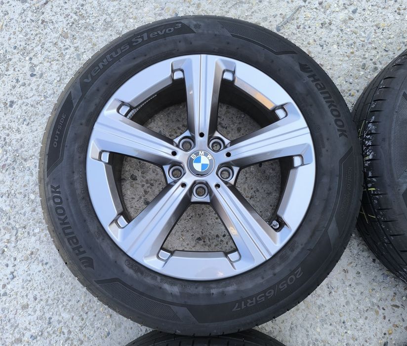 Style 875 17 цола джанти с гуми за BMW X1 U11 U12 и X2 U10