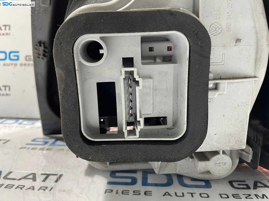 Stop Lampa Tripla Stanga Volkswagen Polo 6R 2009 - 2014 Cod 6R0945095AB 6R0945111J 6R0945095AA 6R0945111H [L4331]