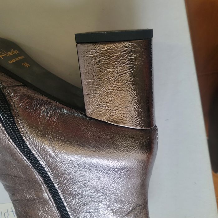 Ghete dama elegante