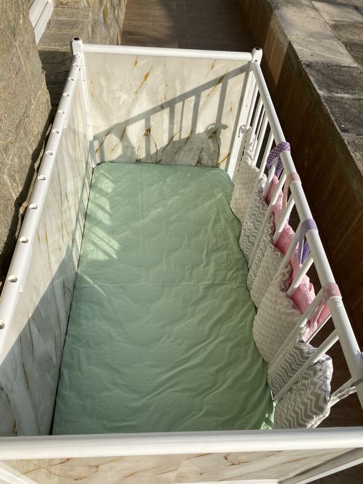 Детска кошара от дърво на колела