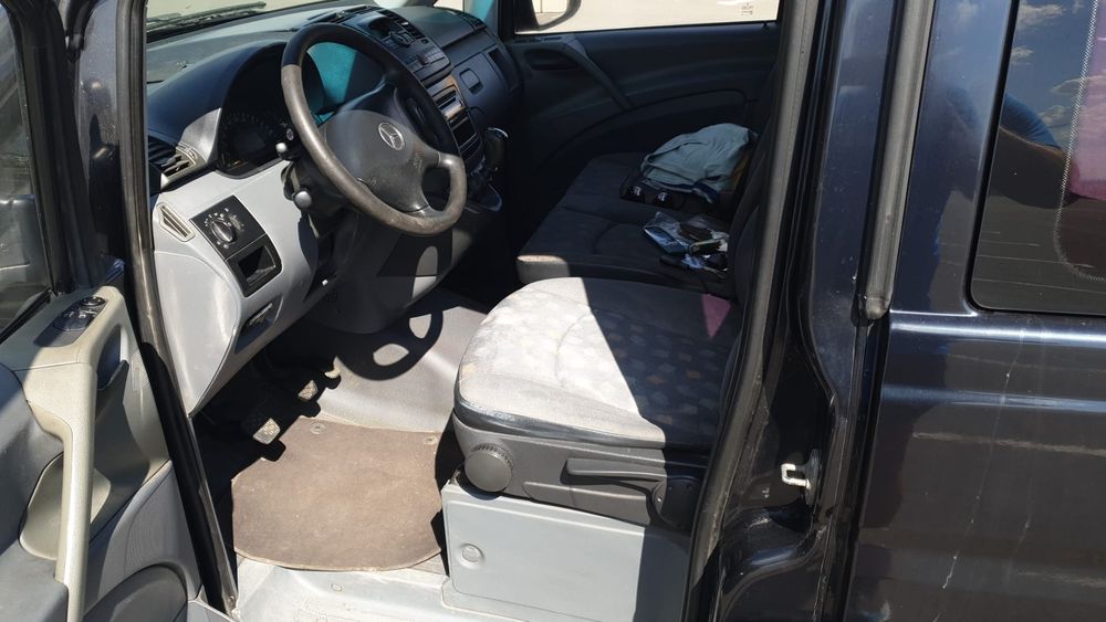 Vand Mercedes Vito 2.2 150 cp U sau schimb cu carosata punte dublă 3.5Ttilitară