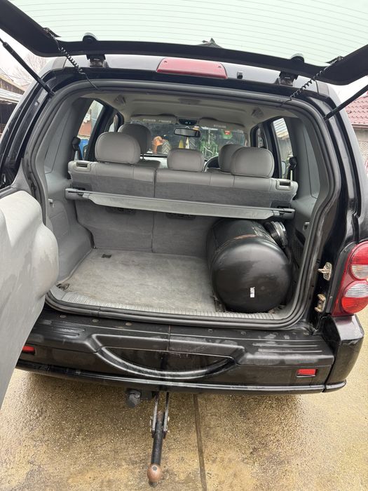 Jeep Cherokee 3,7 Benzina