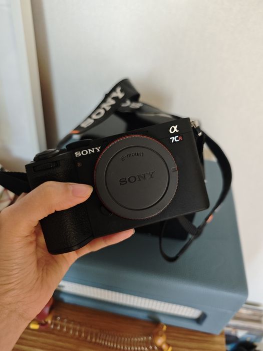 Продам Sony a7cr  новая