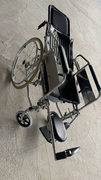 Коляска для инвалидов