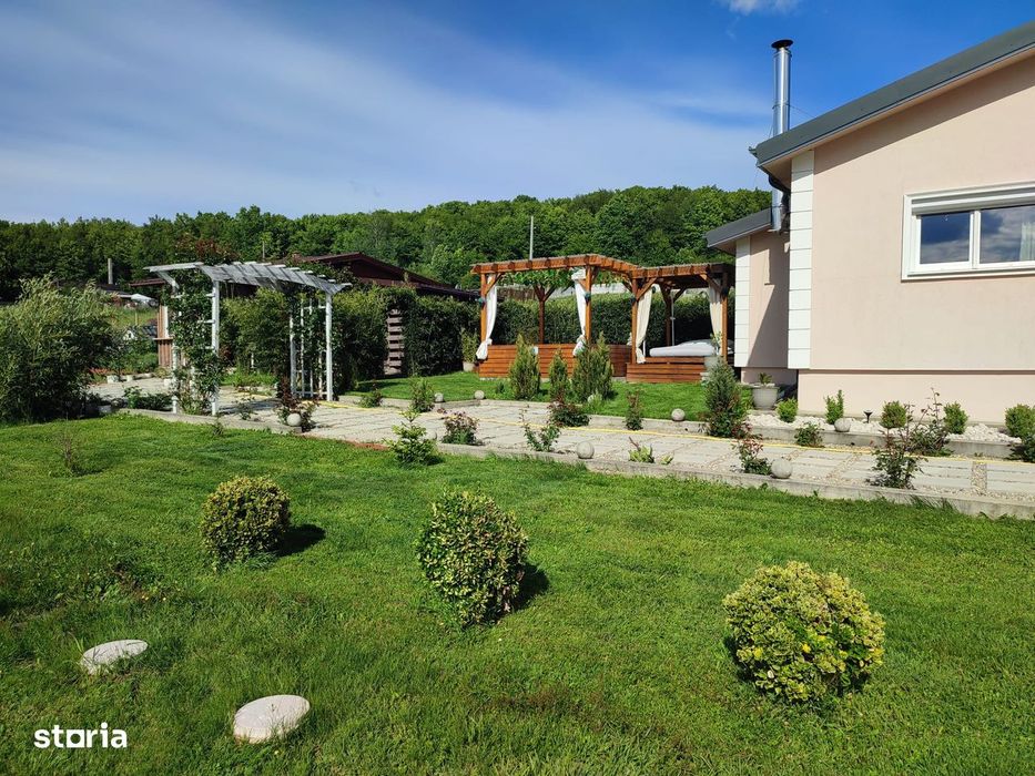Casa Piscani, mobilata si utilata, 5 camere, moderna, de lux, mobilata