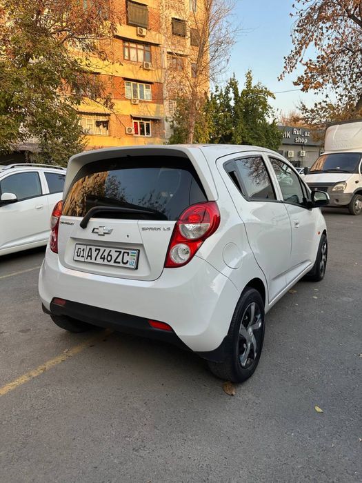 Spark avtomat Srochna sotiladi !