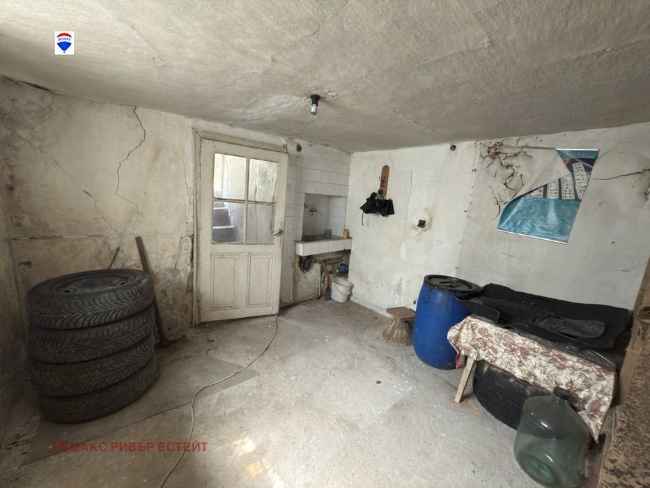 Продава се Къща в Русе, Център - 65 кв.м за 1384 €/кв.м - Снимка #5