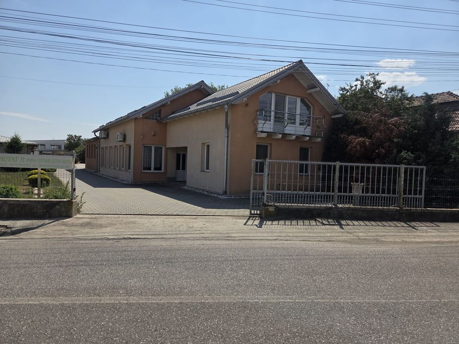 Teren 2518 mp cu casă, garaj, atelier