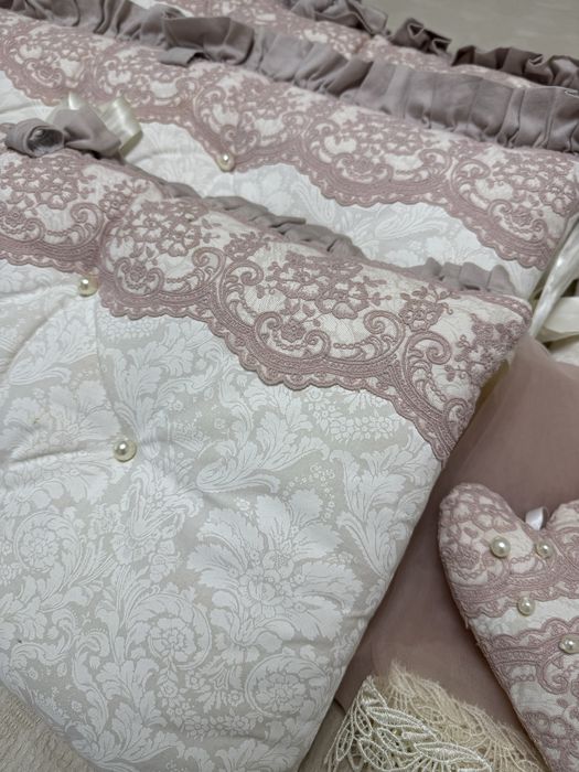 Продам бортики в кроватку