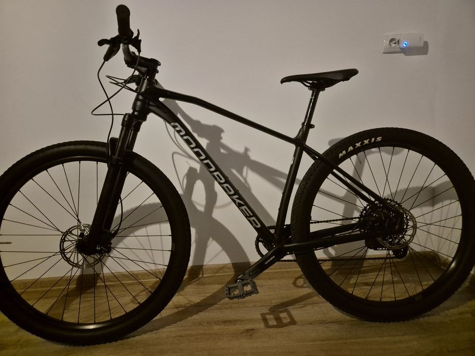 Vând Mondraker model 2023