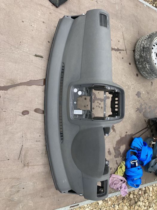 Табло и аербег за Голф 5