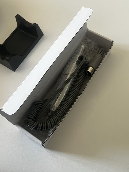 Aspirator si freza 2 in 1